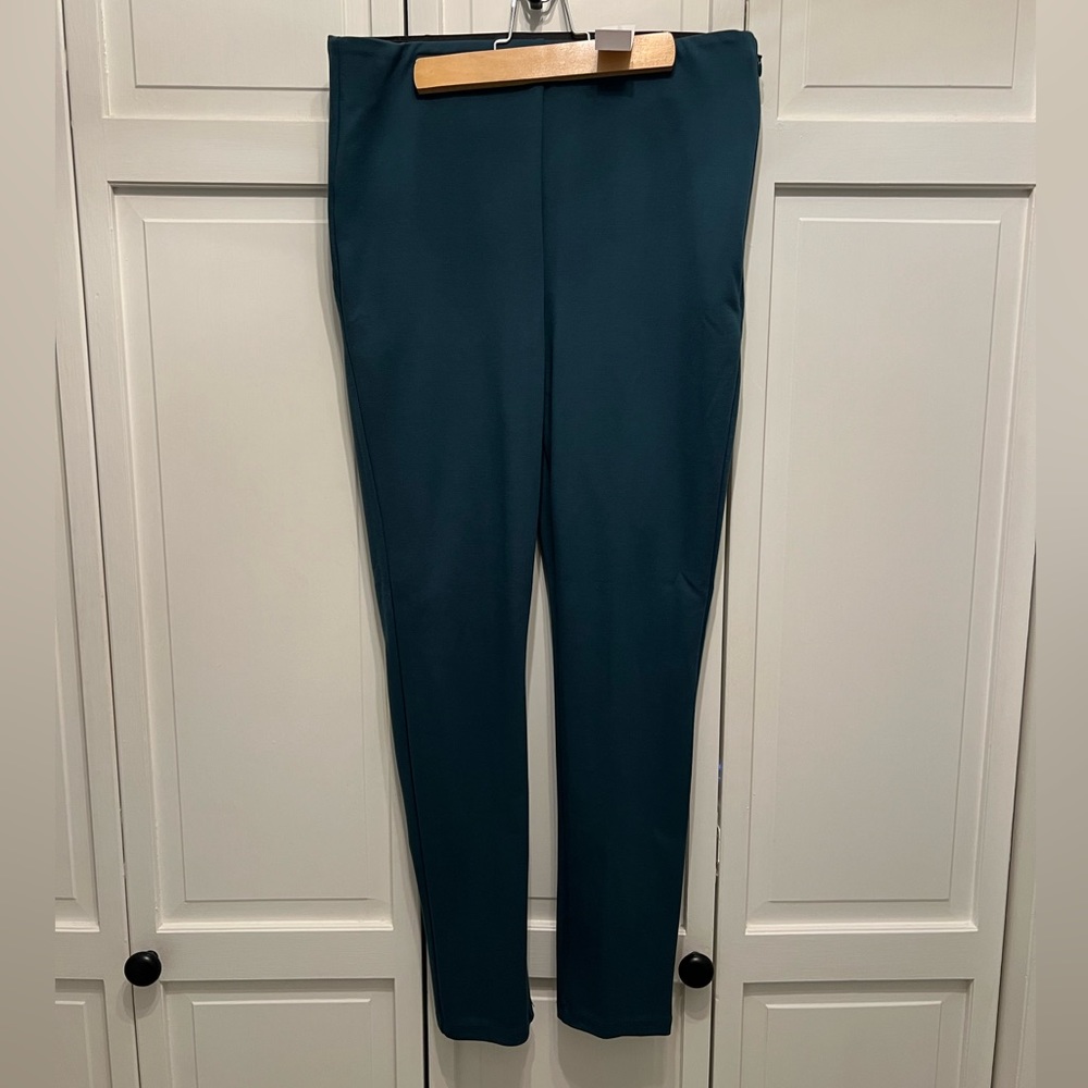 NWT Medium Ann Tylor Side Zip Super Soft Skinny Dress Pants Green in Bi-Stretch